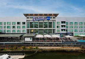 Radisson-Blu-Anchorage,-Lagos